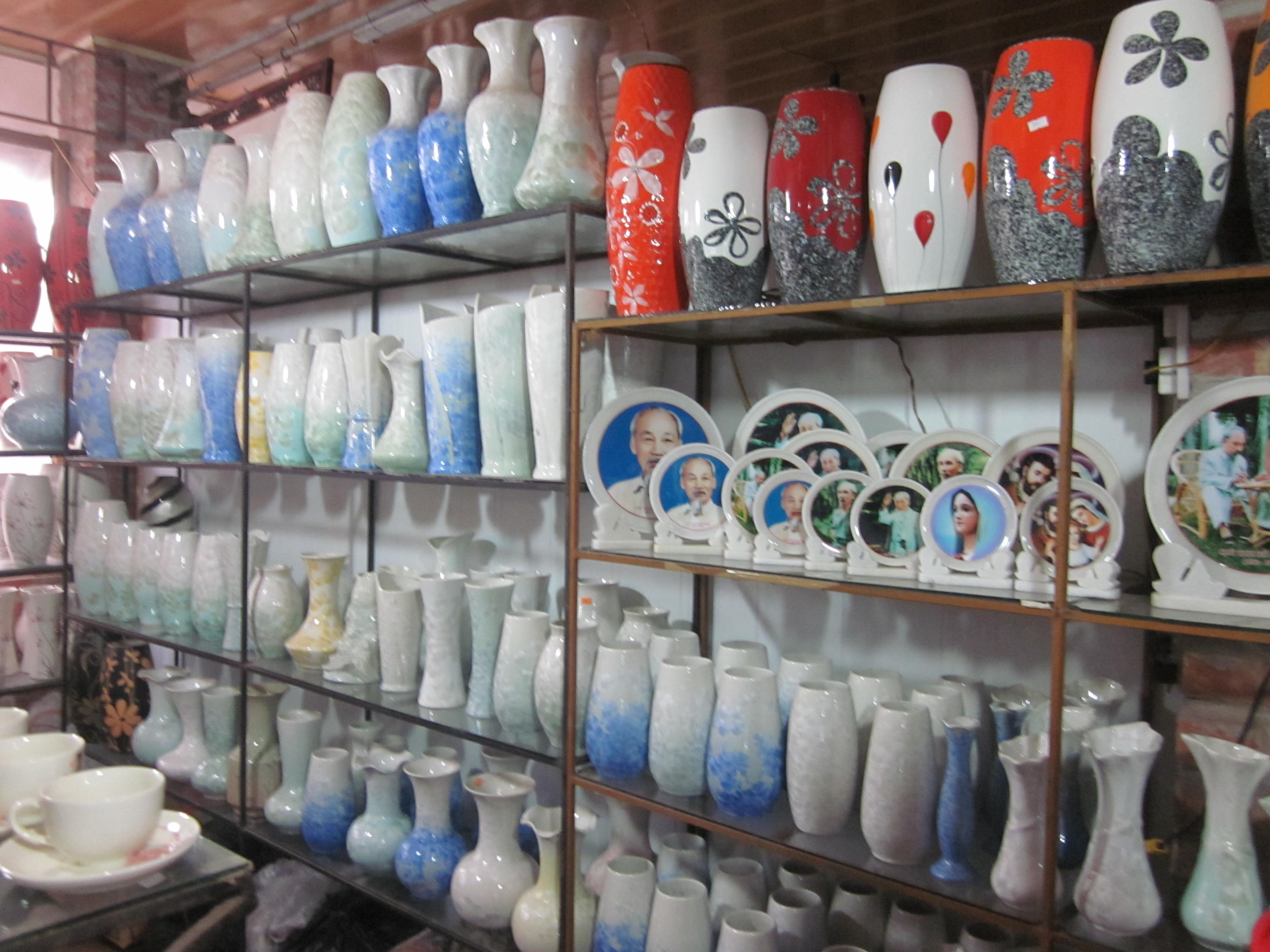 HA NOI: HALF DAY VISIT BAT TRANG CERAMIC VILLAGE (STD LUNCH)
