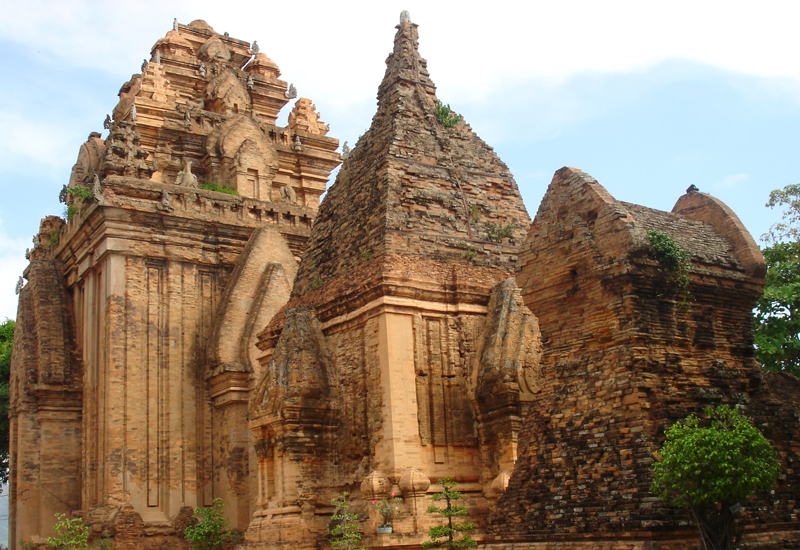 NHA TRANG: HALF DAY CITY TOUR